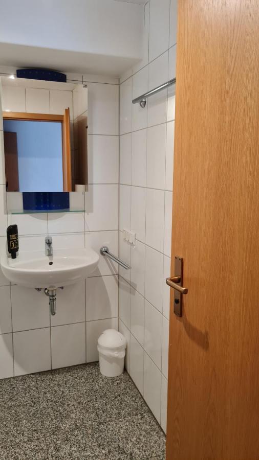 Hotel Kartaeuser Hof Mainz Bodenheim Buitenkant foto